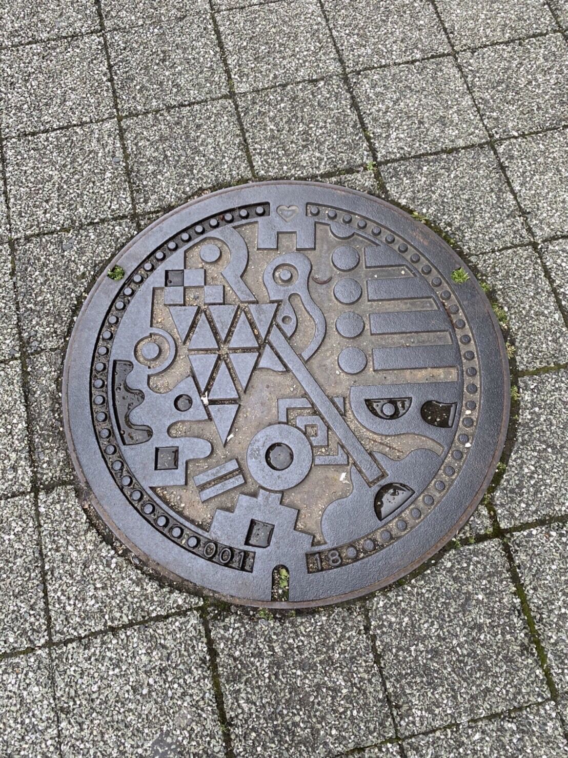 FUKU 51 MANHOLE～4か所目～【博多区】吉塚駅西口