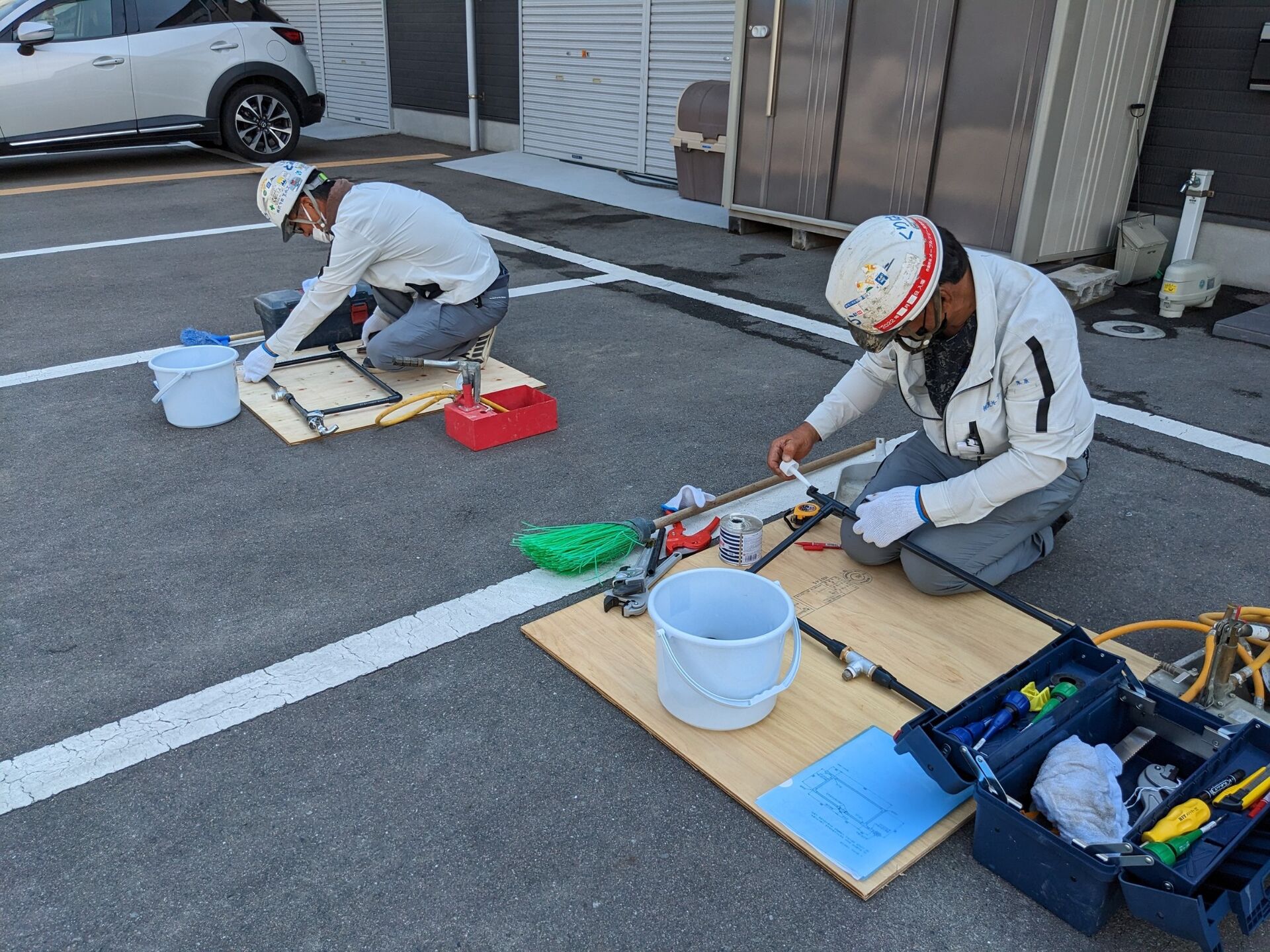 技術管理部 配管技能社内テストを行いました