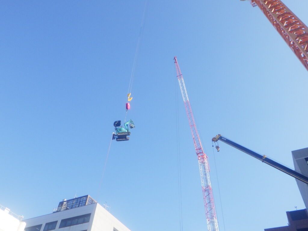 空飛ぶ重機パート2