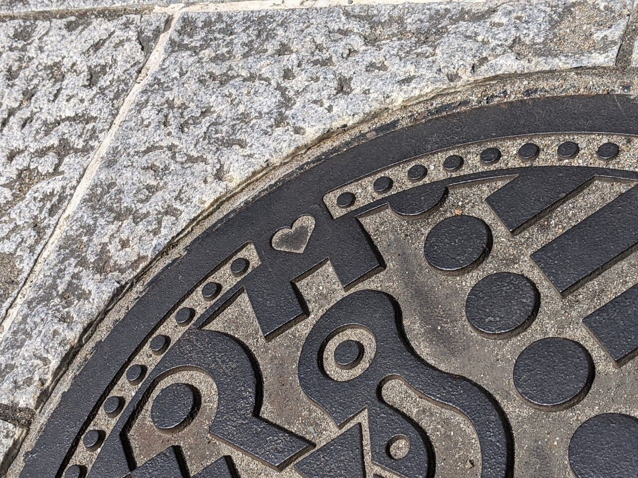 FUKU 51 MANHOLE～24か所目～【博多区】承天寺鳥居前